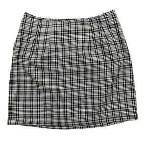 VTG Guess Plaid Mini Skirt High‎ Waist 90s Hong Kong Black White Sz 28 Fits 25"
